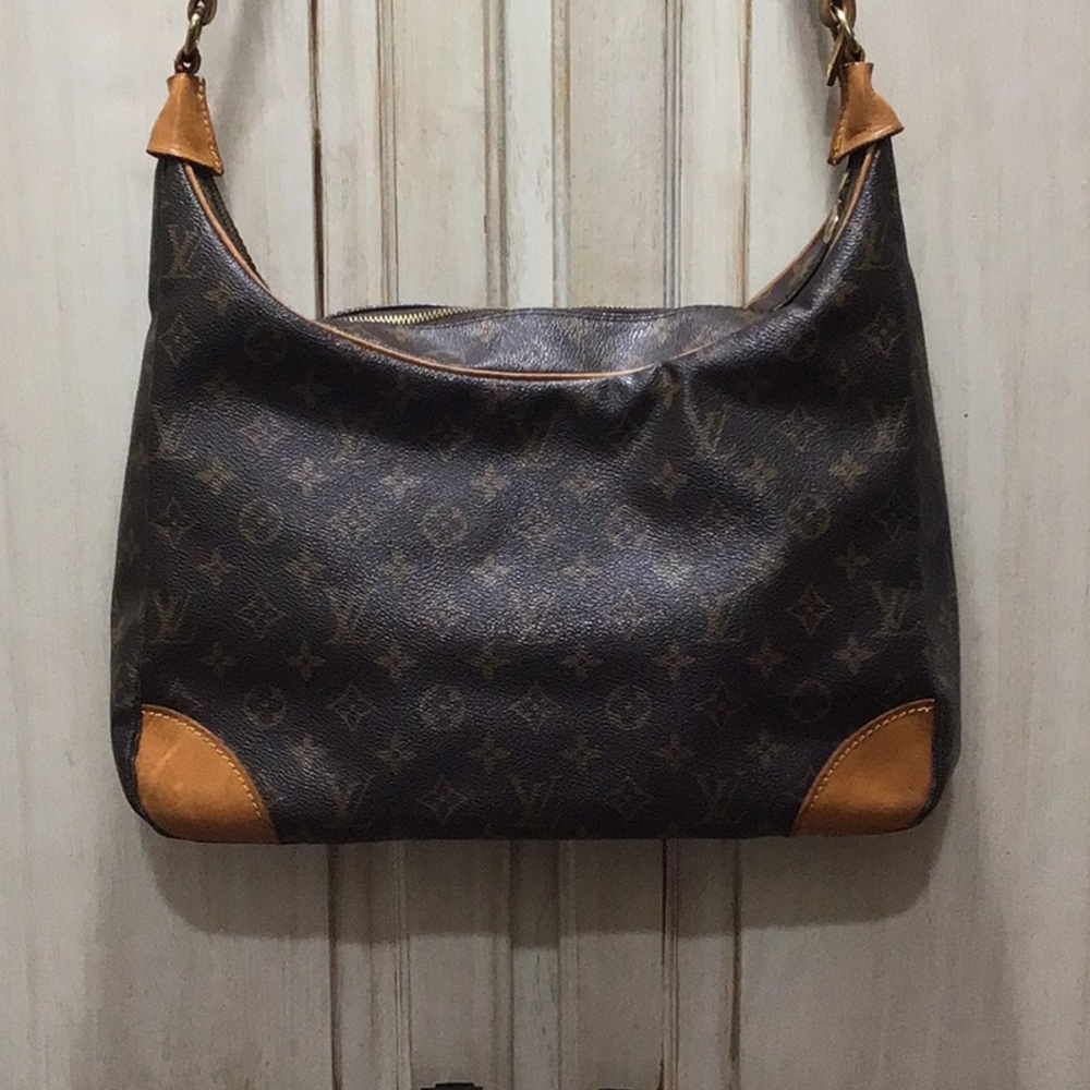 Louis Vuitton Boulogne Handbag
